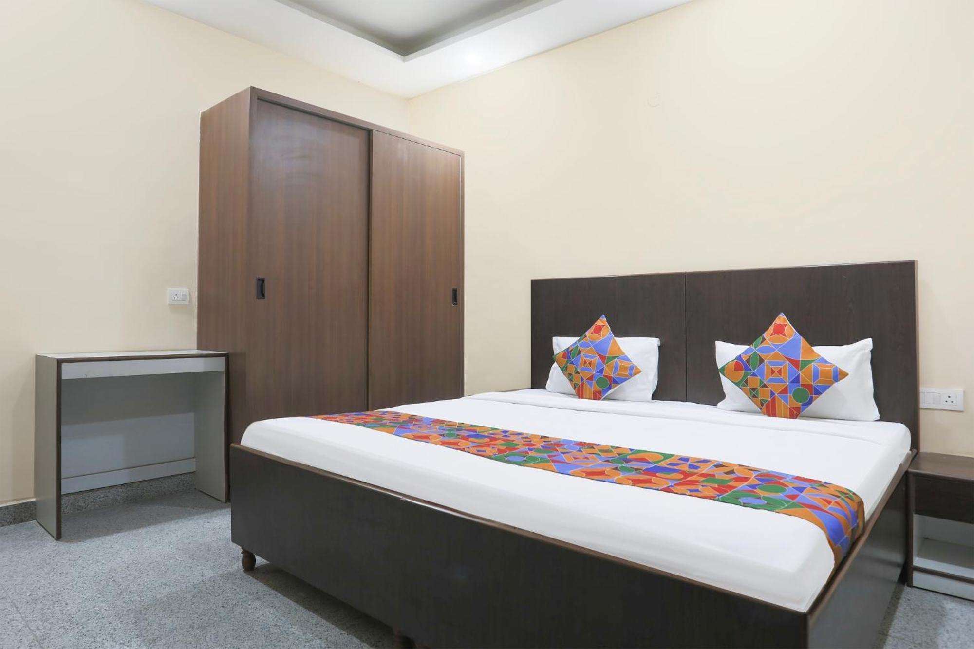 Fabhotel Bliss Premium Gurgaon Exterior photo